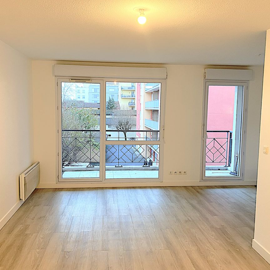 Location Appartement 2 pièces 43m² VILLEFRANCHE SUR SAONE 69400 - Photo 1