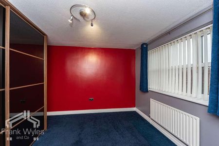 Bridleway, Lytham St. Annes, Lancashire, FY8 - Photo 4