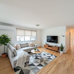 5½ à louer Sainte-Rose, Laval - Photo 2