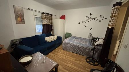 Room in shared apartment in Esplugues de Llobregat - Foto 4