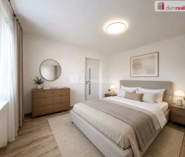 Pronájem bytu 2+1 s lodžií, 75 m - Fotografie 1