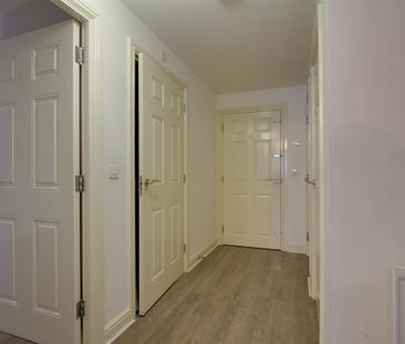 Lockhart Road, Watford - Photo 5