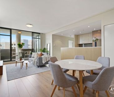 Exclusive, Stylish and Convenient Living - Photo 4