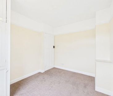 2 bedroom semi-detached house to rent - Photo 3