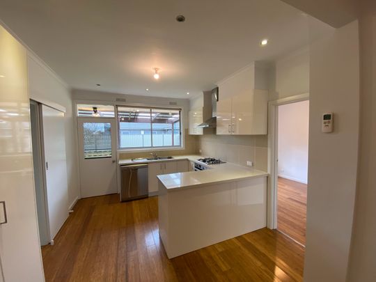 34 Cumberland Road, Pascoe Vale VIC 3044 - Photo 1