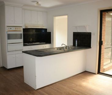 24 Gull Way, Narre Warren South VIC - Photo 4