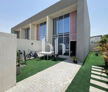 Corner Unit | Pool View | Ready To Move | Must See - Photo 4