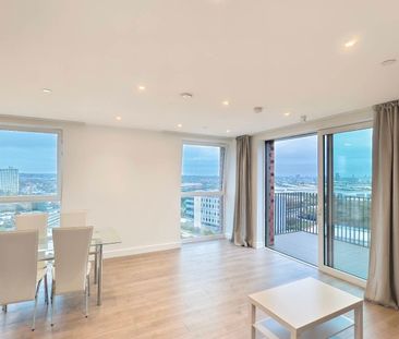 2 Bed Flat, Quay Walk, HA0 - Photo 2