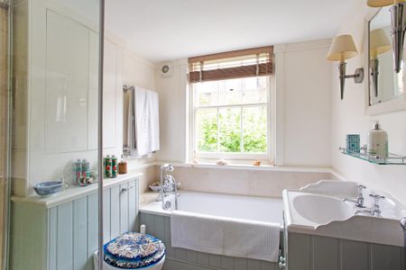 4 bedroom terraced house to rent - Photo 4