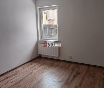 Pronájem bytu 3+kk 75 m² - Fotografie 4