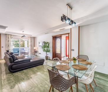 Alquiler de chalet pareado en Calle Camelia, 13 b - Photo 2