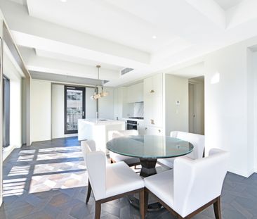 Harbour View Luxury: Exquisite Residence at Revy with North-Facing ... - Photo 4