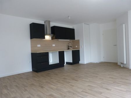 A LOUER : APPARTEMENT TYPE 3 A TOURS NORD Réf • GI-RC-G0477 - Photo 2