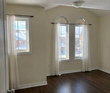 For Lease - 15 Kawana Road, Brampton, Ontario - Photo 6