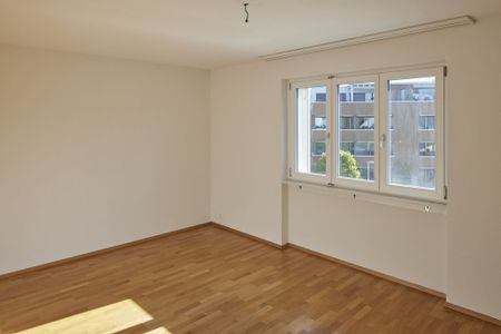 Zentrale Wohnung mit guter Verkehrsanbindung - Foto 3