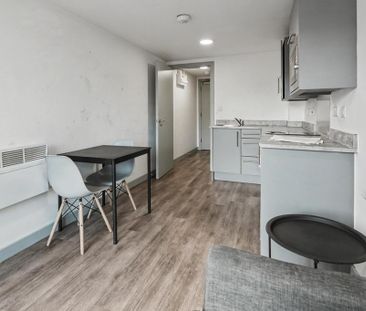 1 bedroom flat to rent - Photo 5