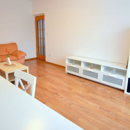 Prenájom 2 izb bytu Centrum, ul Holubyho - Photo 1