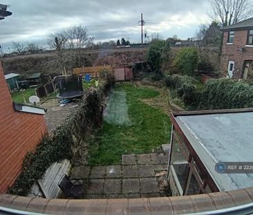 3 bedroom semi-detached house to rent - Photo 2