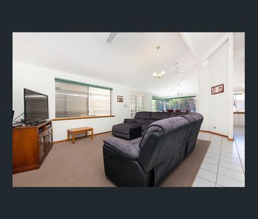 Family Home in Perfect Location - Photo 2