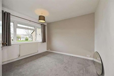 Cambridge Walk, Bognor Regis, PO21 - Photo 4