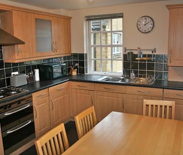 2 bedroom flat to rent - Photo 6