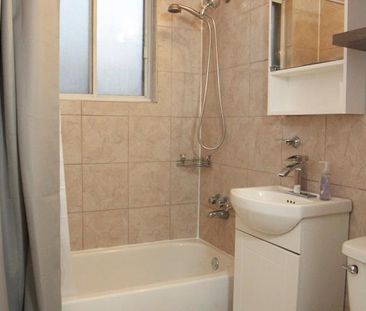 2027 Av. Connaught - Photo 3