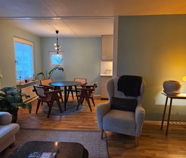 Svartviksslingan, Bromma - Photo 1