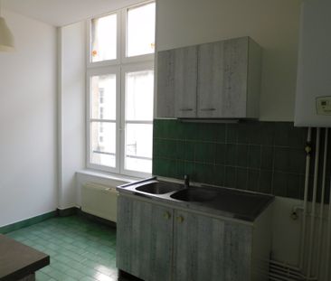 Location Appartement 2 pièces 51m² BAYEUX 14400 - Photo 4