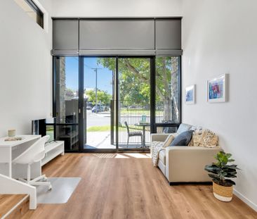 Modern Loft Style Apartment! - Photo 3