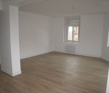 Location Appartement 2 pièces 54m² VALENCIENNES 59300 - Photo 2