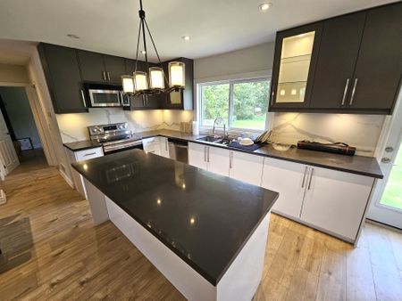 For Lease - 828 Norval Road, Georgina, Ontario - Photo 3