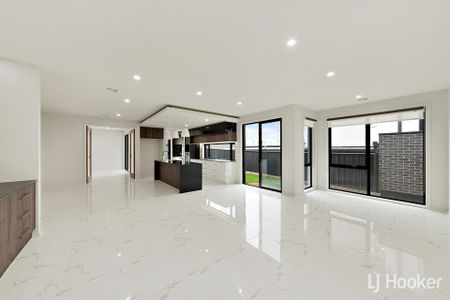 59 Nevertire Street, Lawson ACT, Belconnen - Photo 5