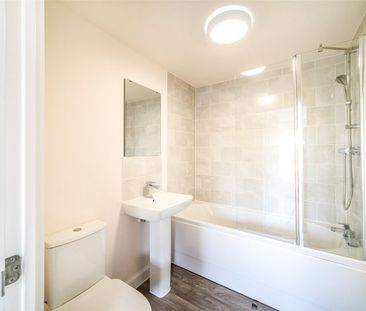 3 bedroom house to rent Hornbeam Mews, Houghton Regis, Dunstable, B... - Photo 2