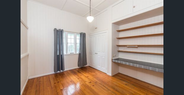 Colonial Cottage In The Heart of the Gabba - Photo 1