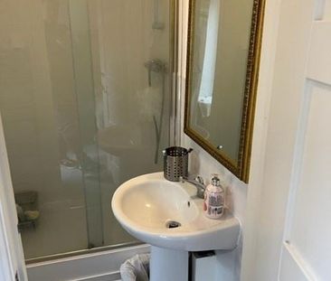 1 bedroom house to rent - Photo 2