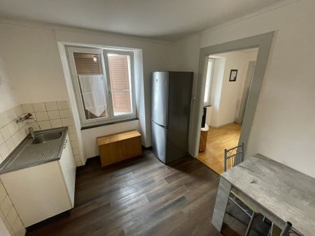 St-Imier, furnished 2-room apartment on the lower ground floor - Photo 3