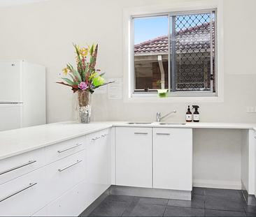 Room / 330A Darby Street, Cooks Hill NSW 2300 - Photo 6