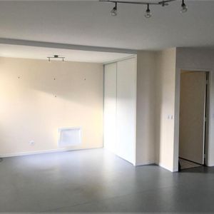 Location Appartement 3 pièces 62m² LA CHAUSSEE ST VICTOR 41260 - Photo 2