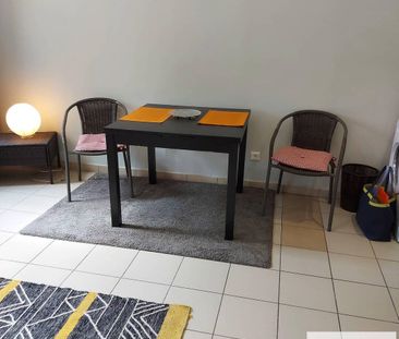 Location appartement 2 pièces 31.61 m² à Versailles (78000) - Photo 2