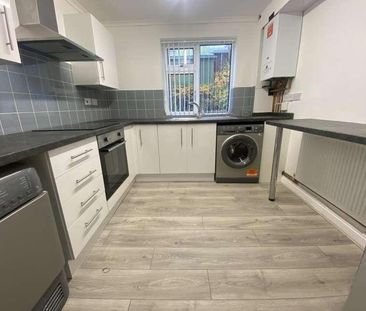 Barons Court, Failsworth, Manchester, M35 - Photo 4