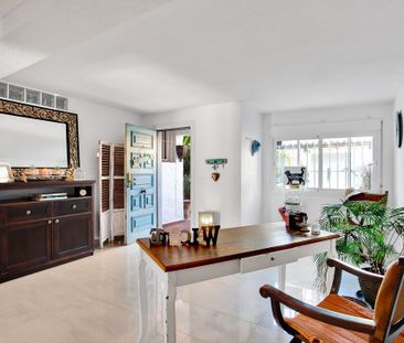 Marbesa, Marbella Este, Marbella, Andalusia 29604 - Photo 4