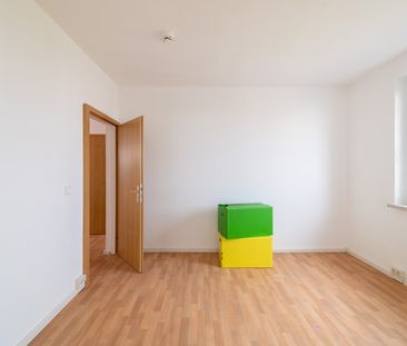 Willkommen Zuhause! Geräumige 4-Zimmer-Wohnung mit großem Südbalkon! - Photo 1