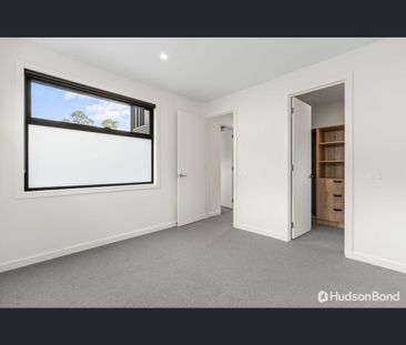 3/16 Ashford Street, Templestowe Lower, Vic 3107 - Photo 2