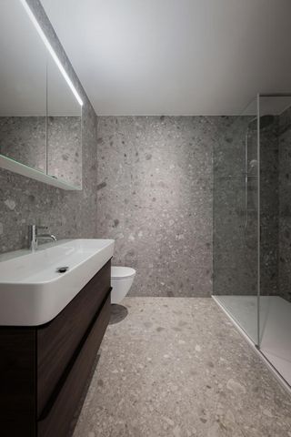 Exklusive 4.5-Zimmer-Maisonettewohnung mit privater Inhouse-Lösung - Foto 5