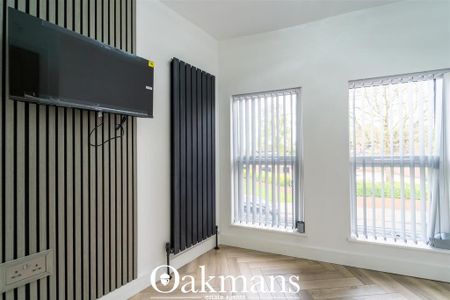 3 bedroom maisonette to rent - Photo 2