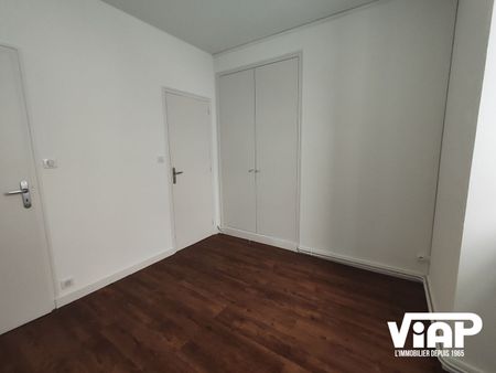 LIMOGES T2 DE 25 m² EN BORD DE VIENNE - Photo 2
