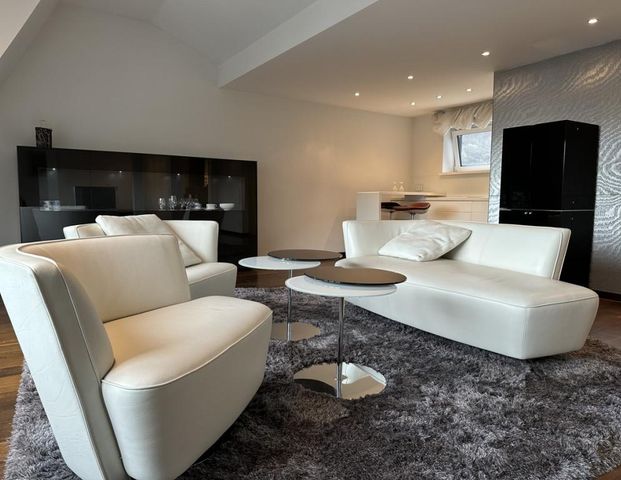 Penthousewohnung - Einzimmer inkl. Küche und Einrichtung - ab sofort in Waldbreitbach zu vermieten! - Photo 1