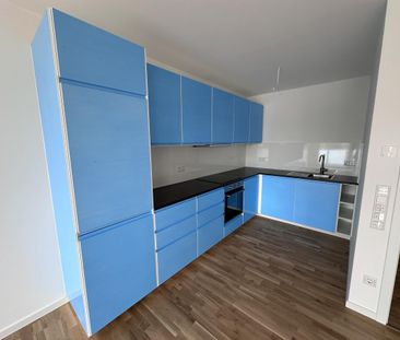 In toller Lage: Wunderschöne, moderne und lichtdurchflutete 3 Zimmer-Wohnung mit Balkon, Dahlienweg 1a, Burgsolms - Foto 2