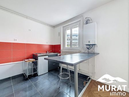 Location Appartement 2 pièces 43m² CHAMALIERES 63400 - Photo 2