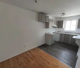 1 room apartment of 55m² in Montreal - Photo 1